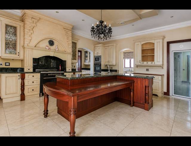 5 BEDROOM HOUSE FOR SALE IN MEYERSDAL